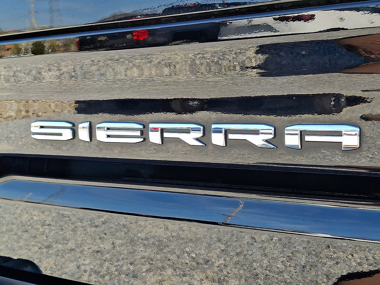 Used 2023 GMC Sierra 1500 SLT w/ SLT Premium Package image 32