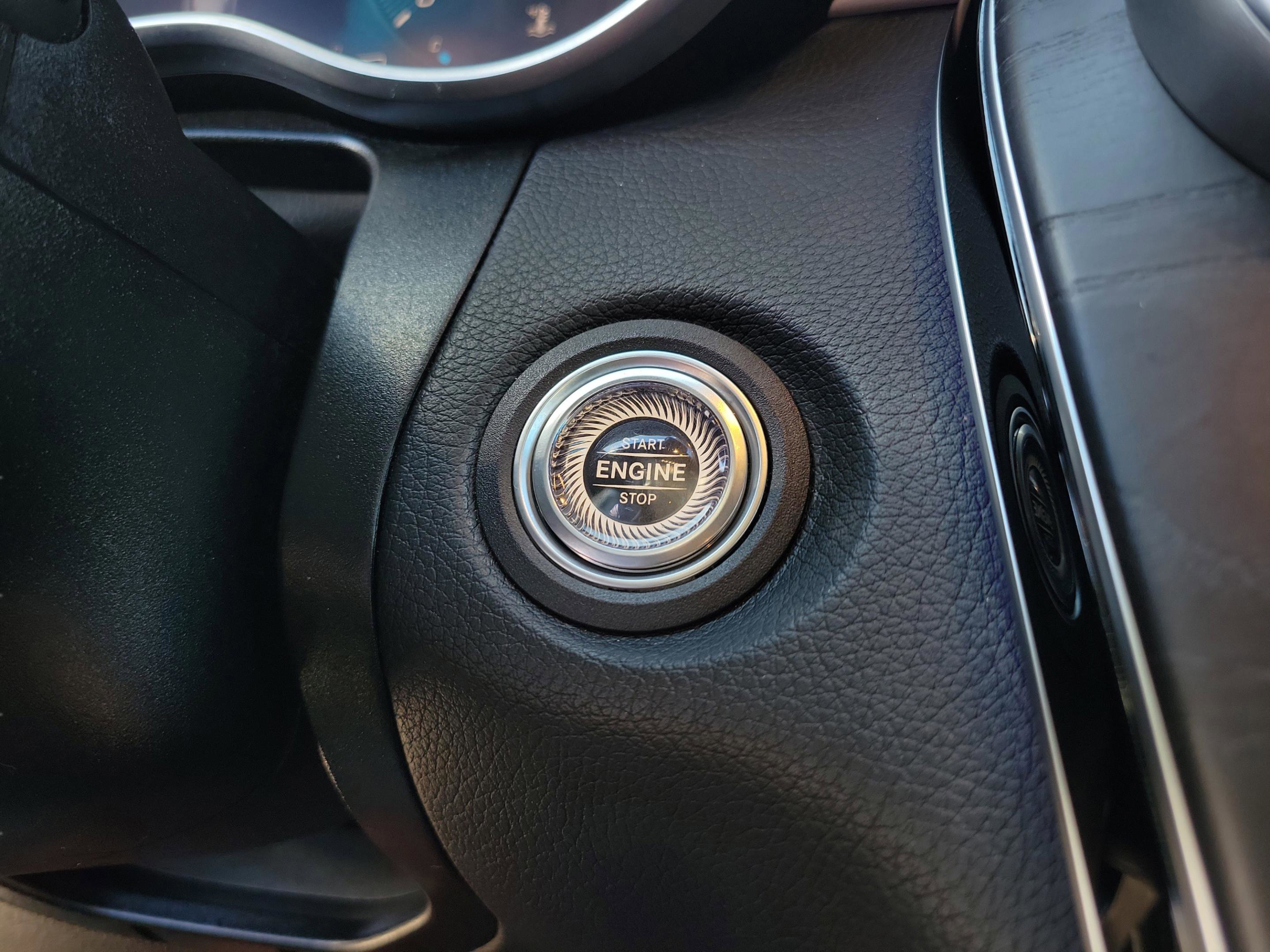 Used 2022 Mercedes-Benz GLC 300 image 21