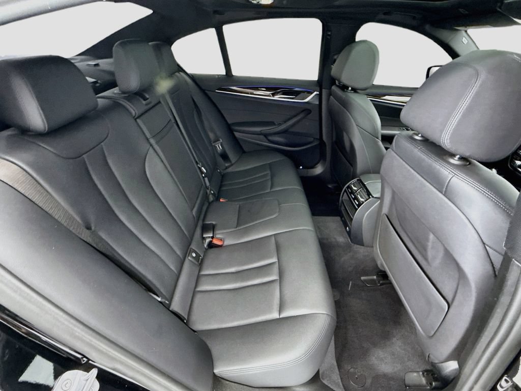 Used 2018 BMW 530e RWD image 21