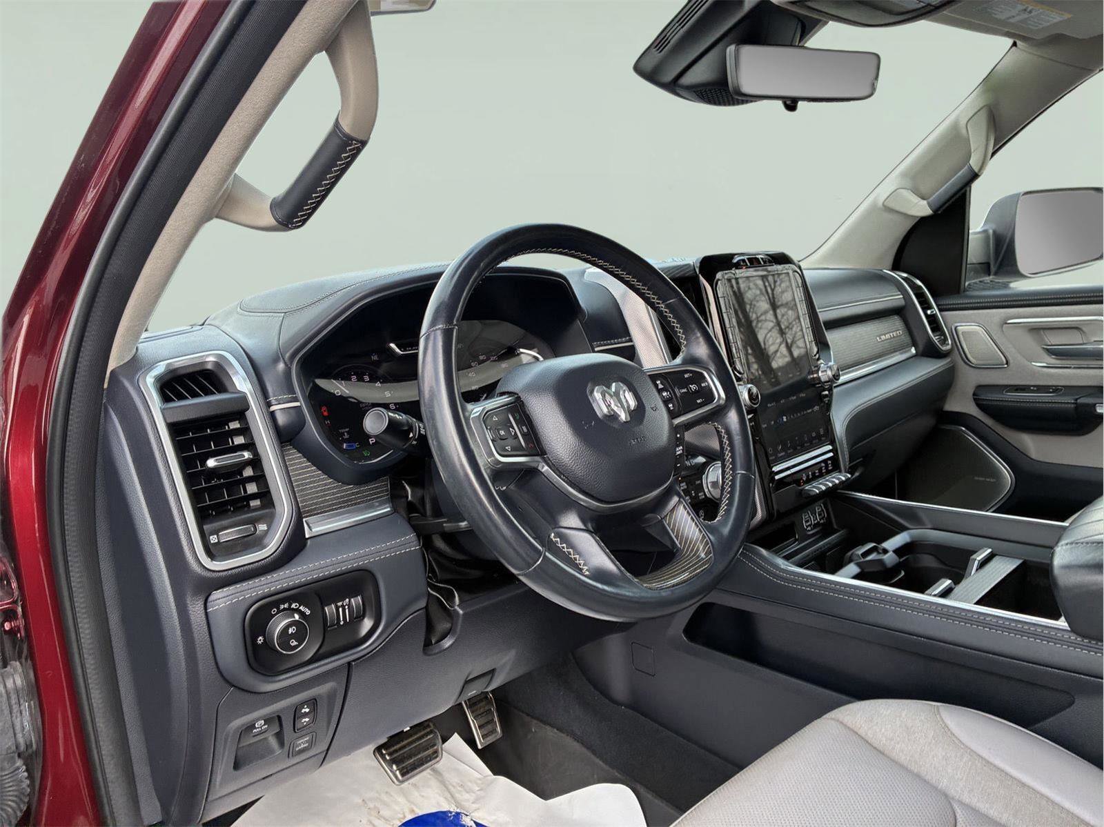 Used 2023 RAM 1500 Limited image 22