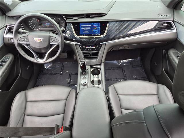 Used 2024 Cadillac XT6 Premium Luxury FWD image 18
