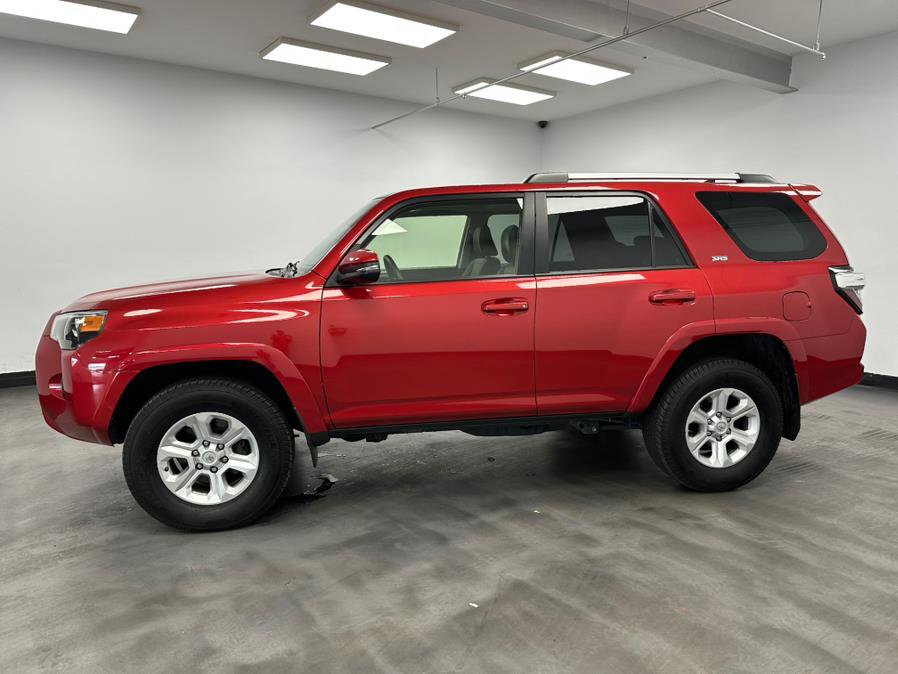 Used 2021 Toyota 4Runner SR5 Premium image 3