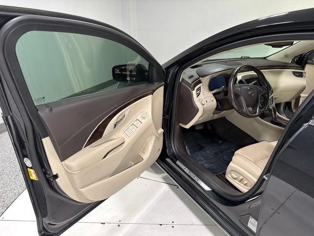 Used 2014 Buick LaCrosse Premium w/ Driver Confidence Package FWD image 10
