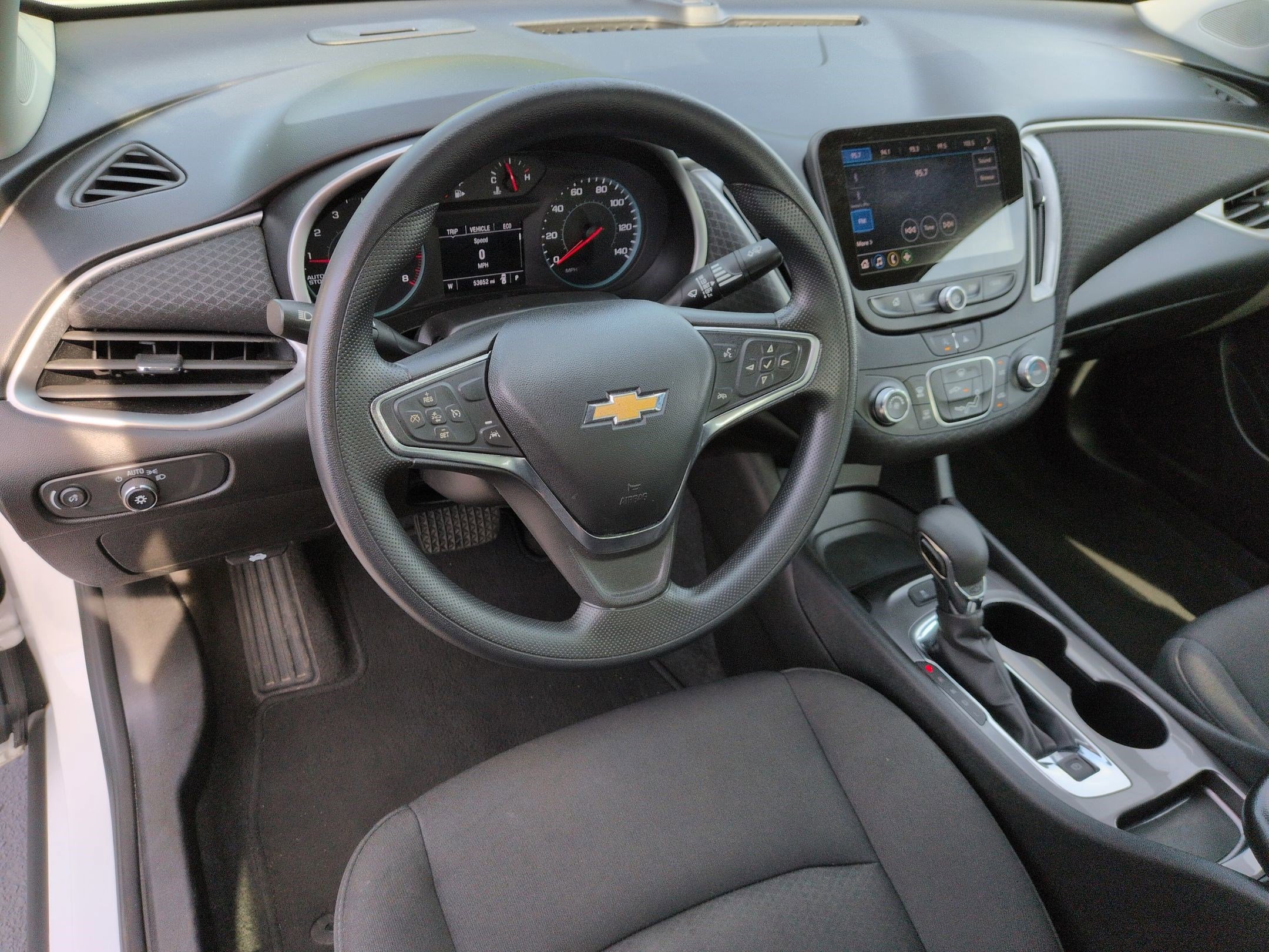 Used 2024 Chevrolet Malibu LS image 16