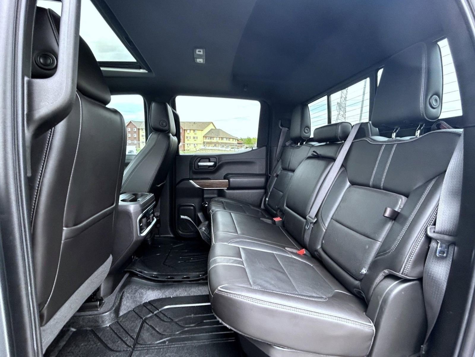 Certified 2019 Chevrolet Silverado 1500 High Country w/ High Country Premium Package AWD/4WD image 19
