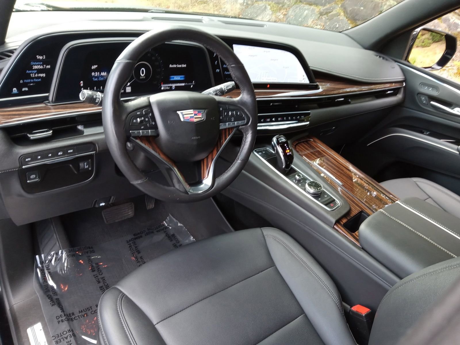 Used 2021 Cadillac Escalade ESV Luxury image 11