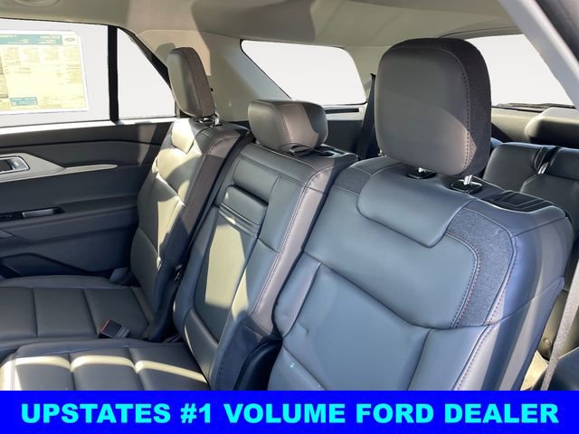 New 2025 Ford Explorer Active w/ Active Comfort Package image 13