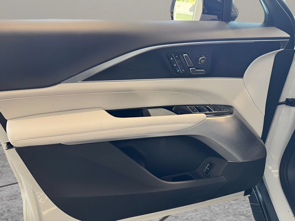 New 2026 Cadillac Lyriq Premium Sport w/ LPO, Floor Liner Package AWD/4WD image 9