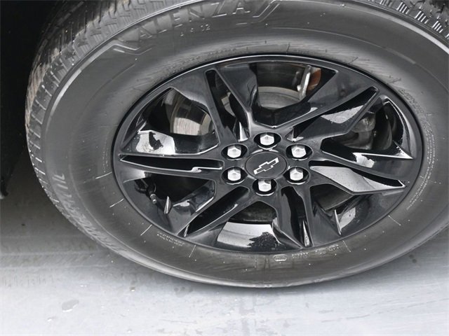 Used 2023 Chevrolet Traverse LT image 30