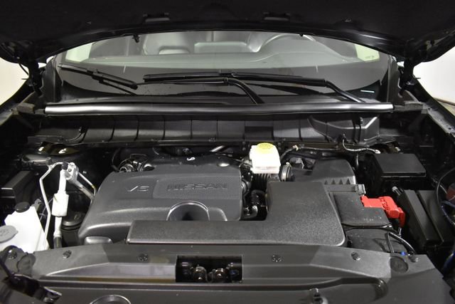 Certified 2024 Nissan Pathfinder SL w/ Black Appearance Package image 41