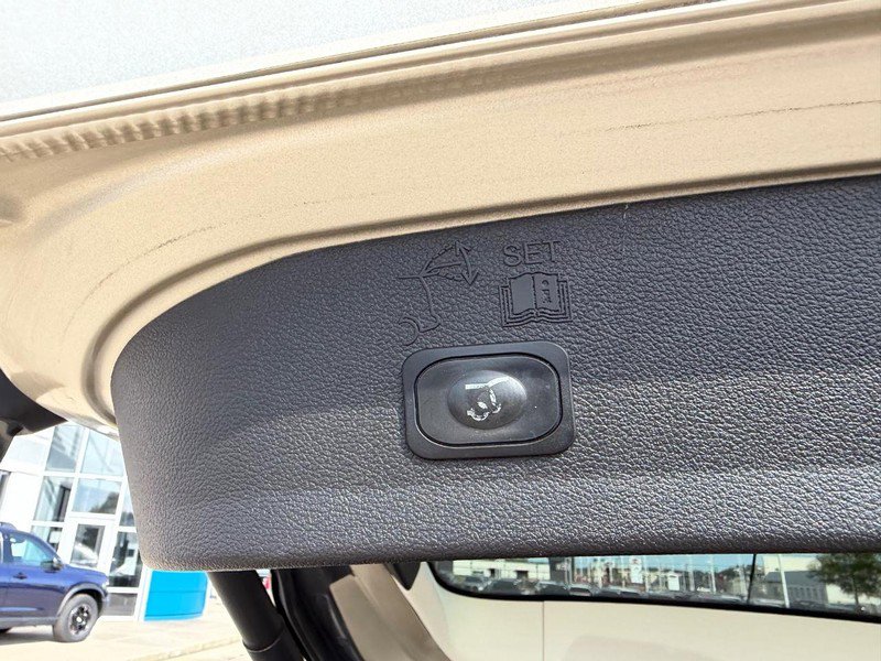 Used 2018 Ford Escape SEL FWD image 5