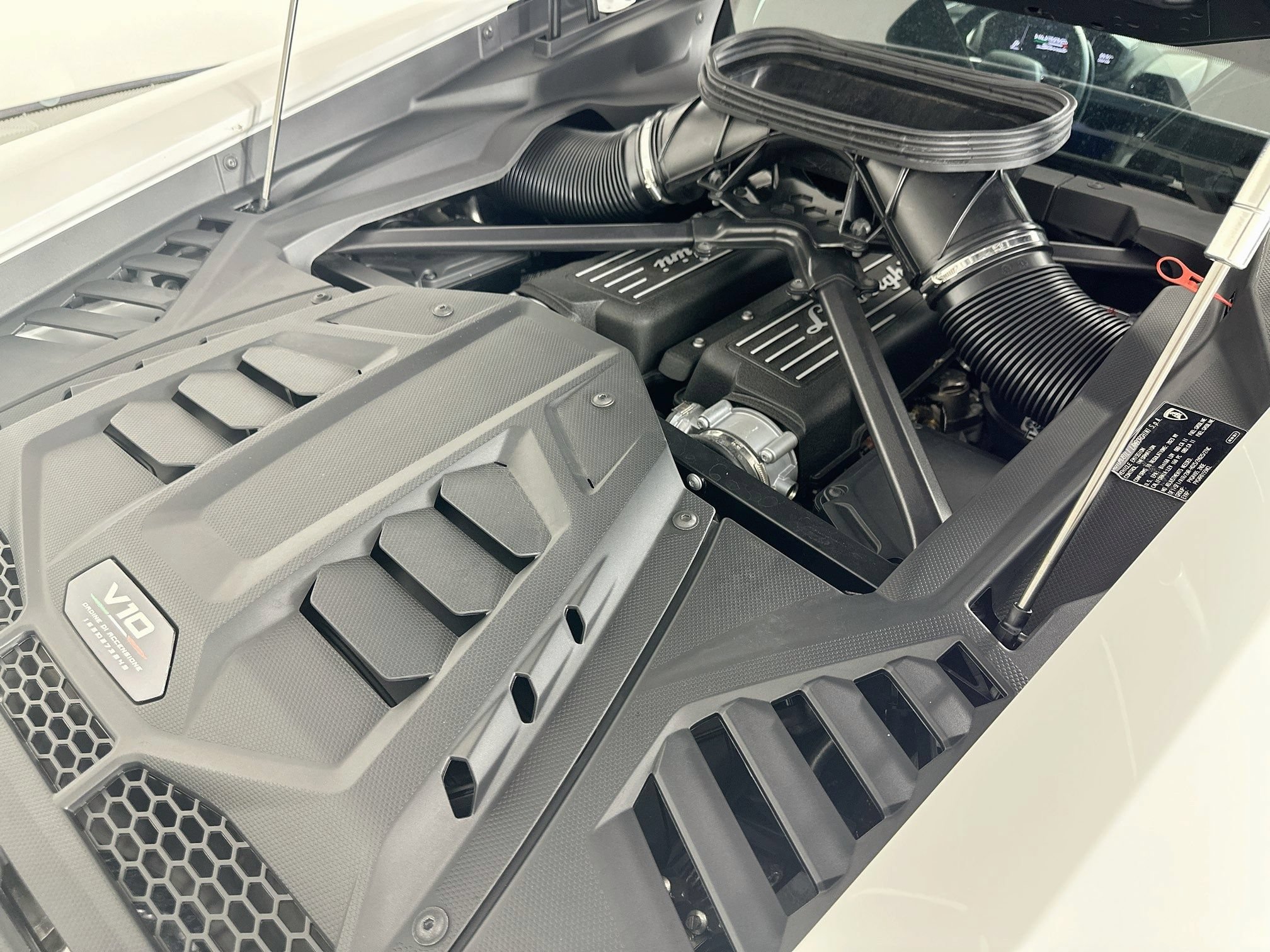 Used 2023 Lamborghini Huracan Sterrato AWD/4WD image 27