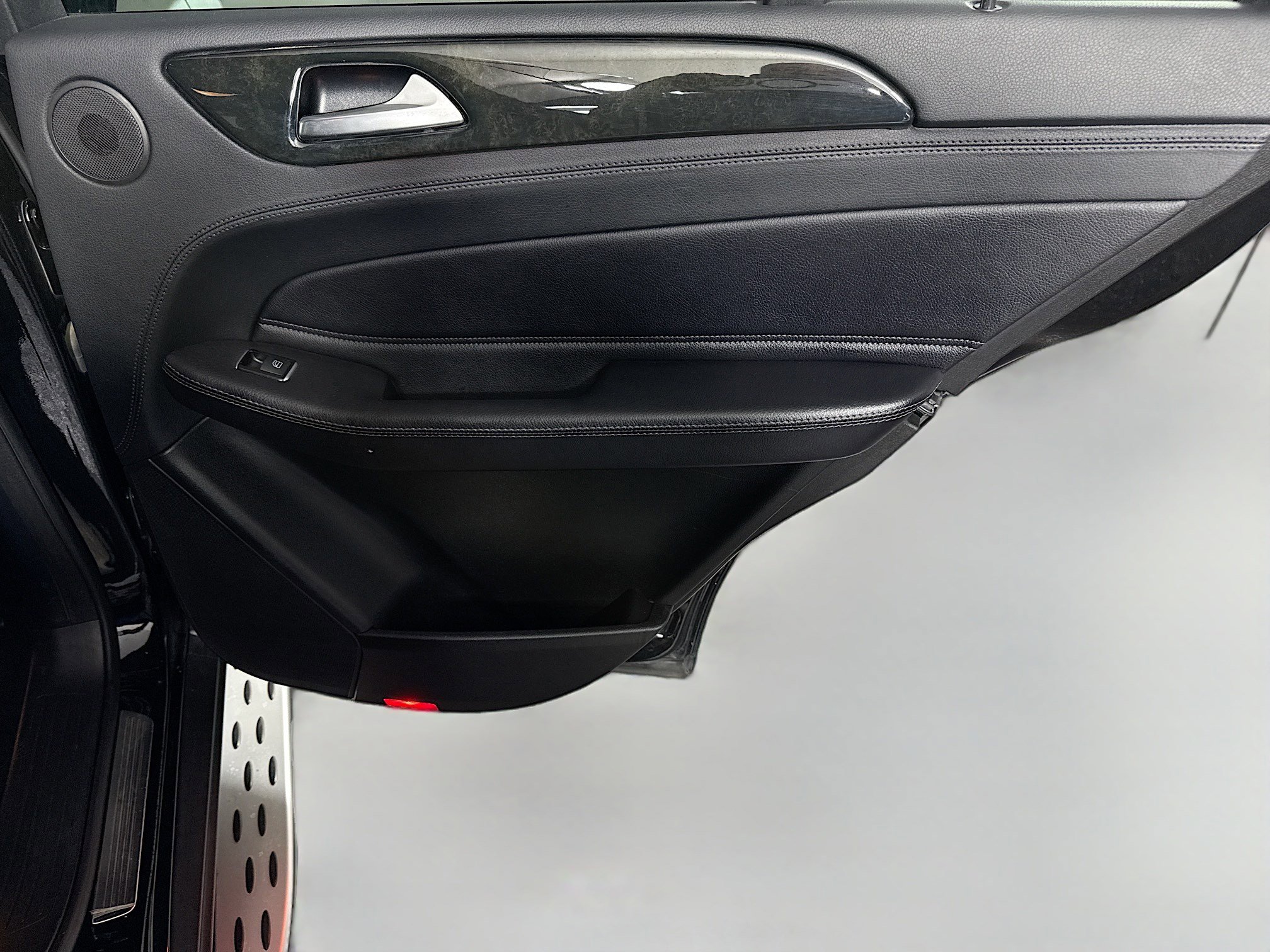 Used 2016 Mercedes-Benz GLE 400 4MATIC image 28