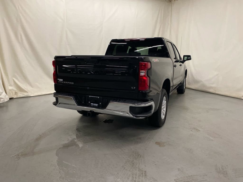 Used 2025 Chevrolet Silverado 1500 LT image 6