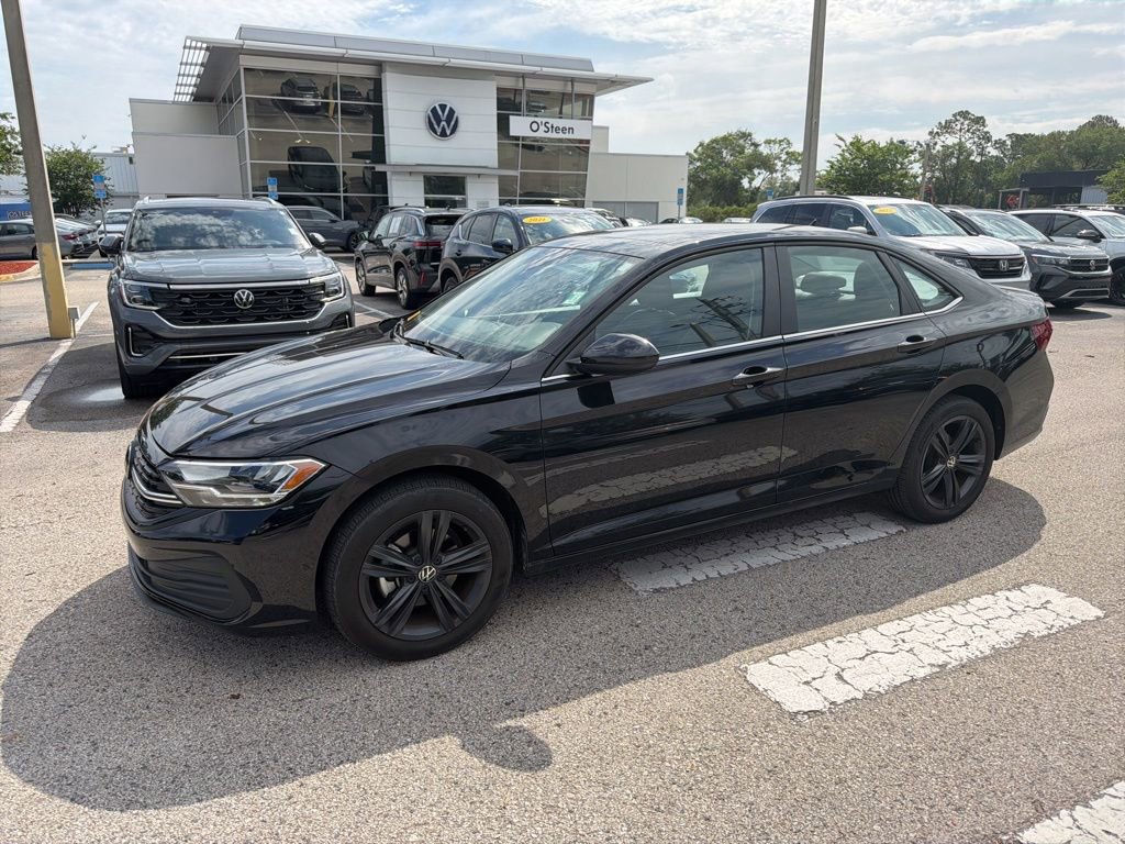 Used 2023 Volkswagen Jetta SE