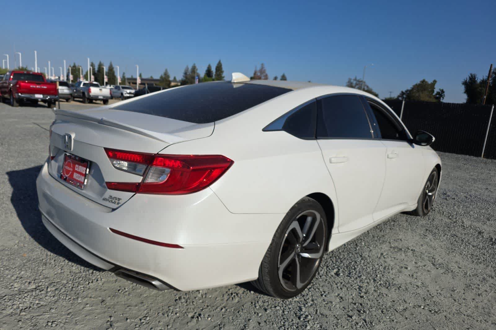 Used 2019 Honda Accord Sport image 3