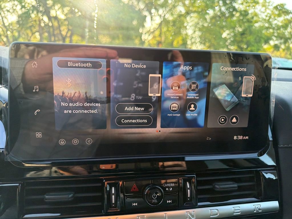 New 2026 Nissan Pathfinder SL image 24