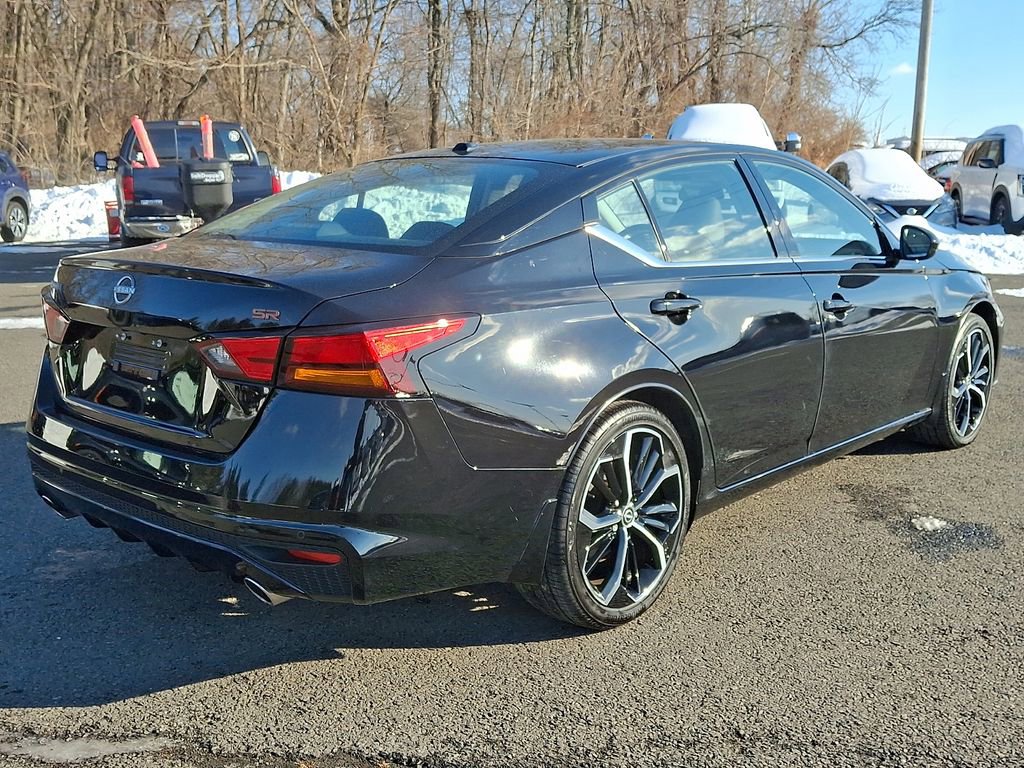 Certified 2024 Nissan Altima 2.5 SR w/ SR Premium Package image 6