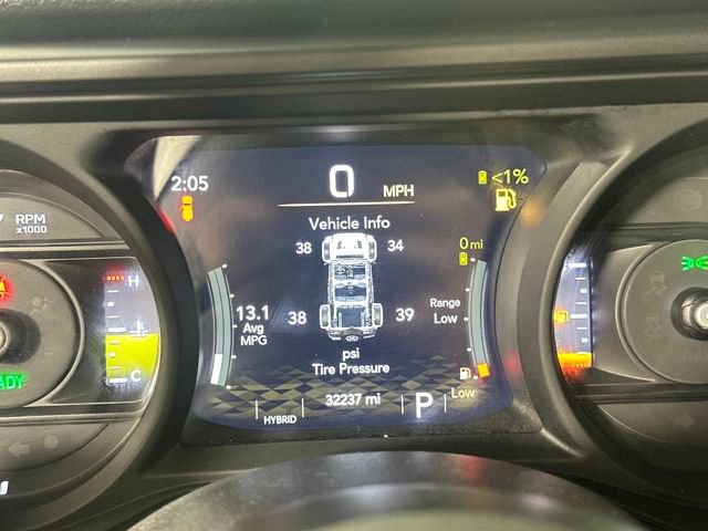 Used 2024 Jeep Wrangler Unlimited image 18