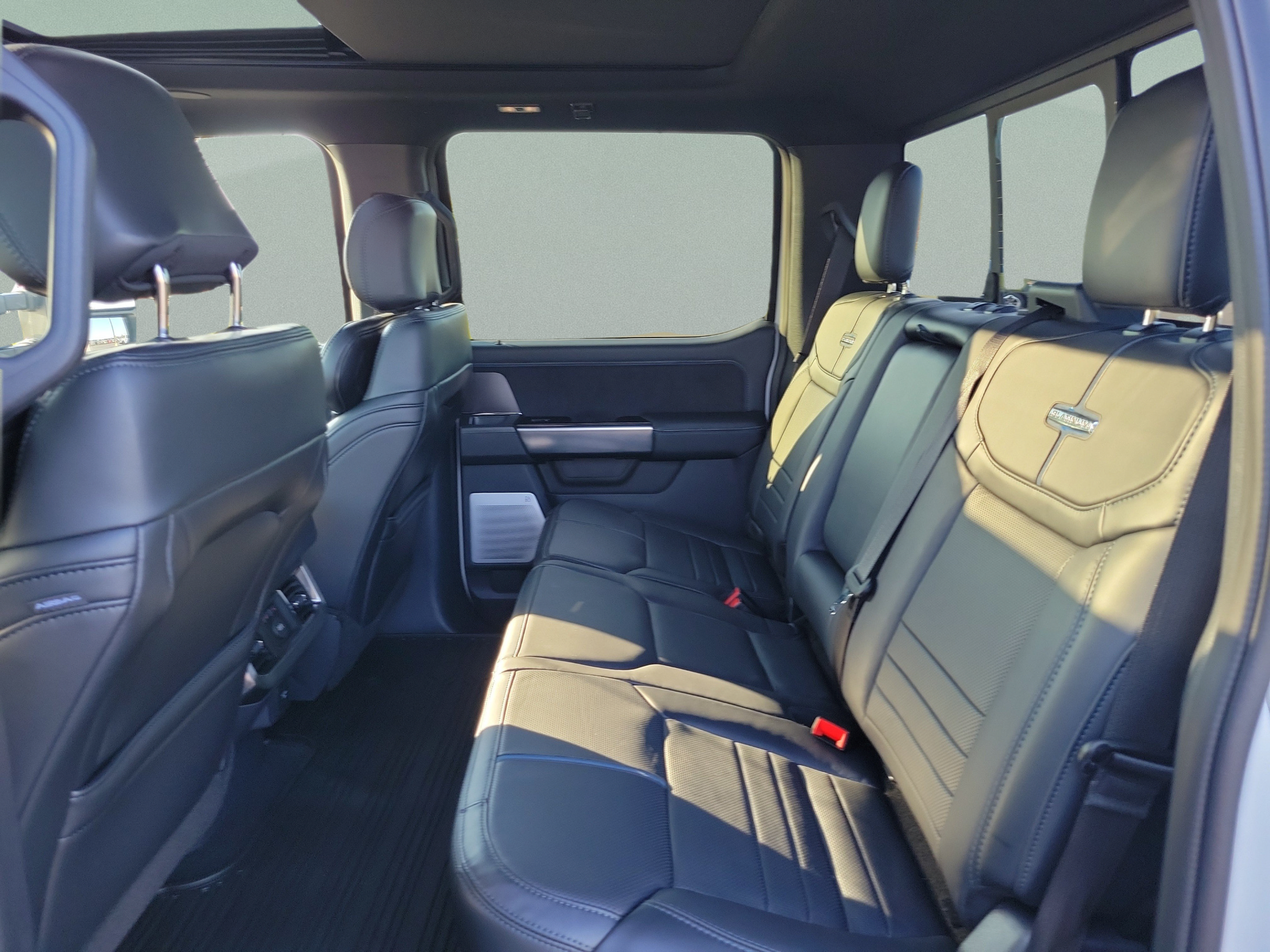 Used 2026 Ford F350 Platinum AWD/4WD image 8