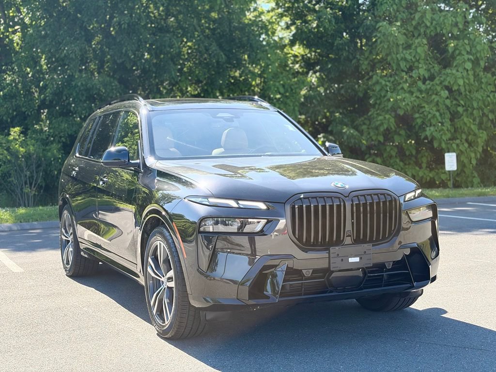 Certified 2024 BMW X7 xDrive40i w/ Executive Package AWD/4WD image 9