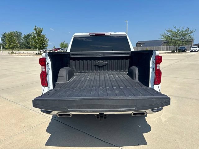 Used 2025 Chevrolet Silverado 1500 LT AWD/4WD image 25