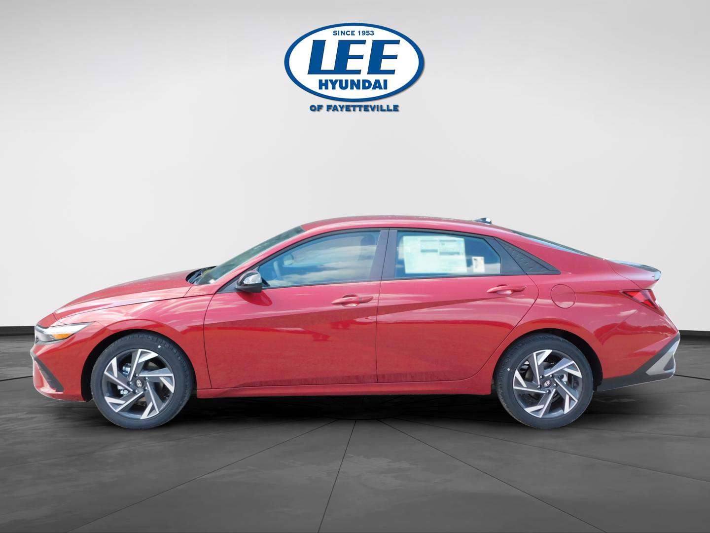Used 2025 Hyundai Elantra Sport FWD image 6