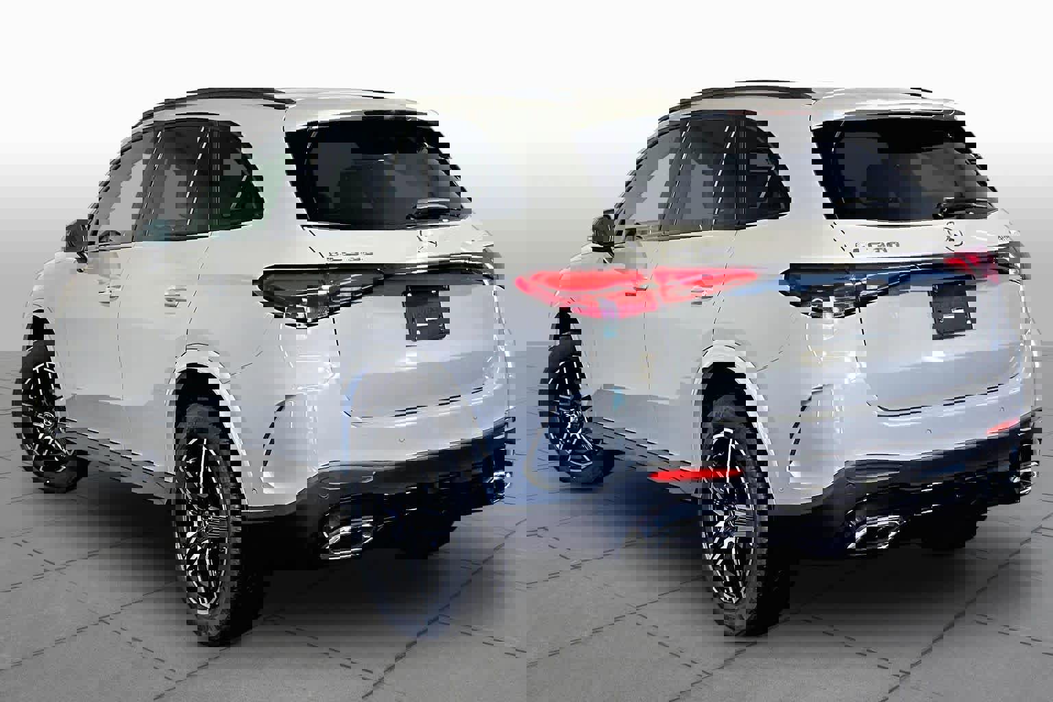 New 2026 Mercedes-Benz GLC 300 4MATIC image 3