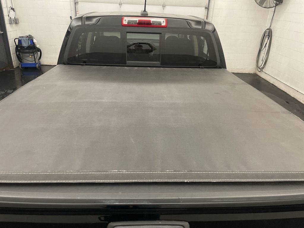 Used 2018 Chevrolet Colorado Z71 AWD/4WD image 30