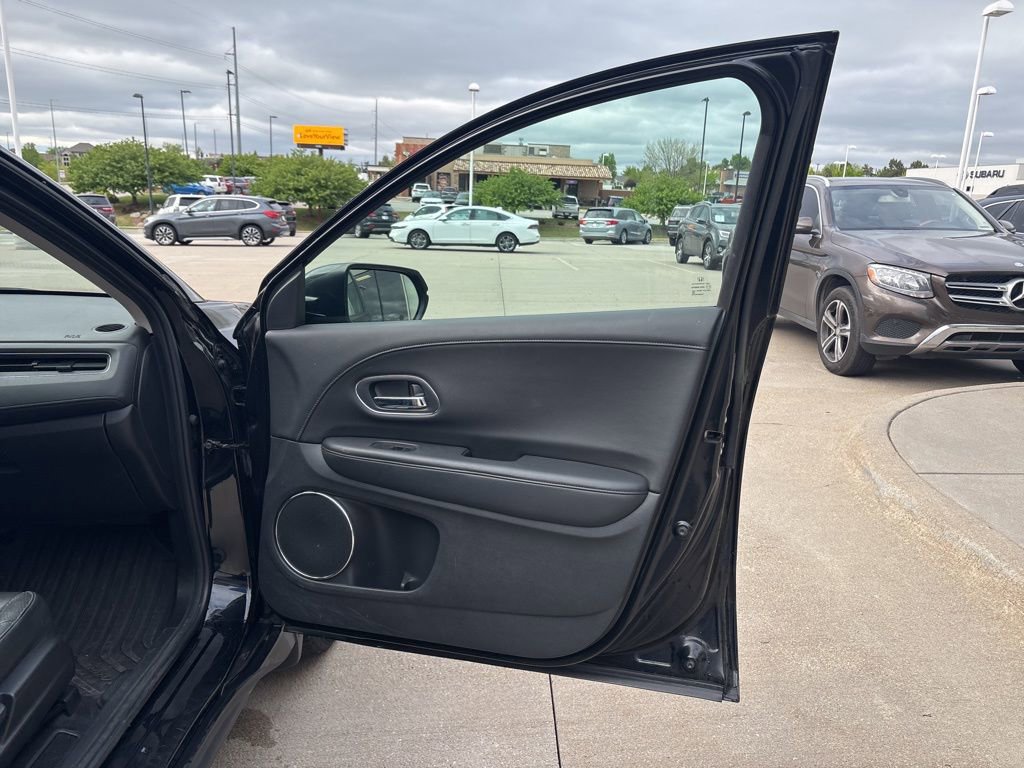 Used 2016 Honda HR-V EX-L image 25