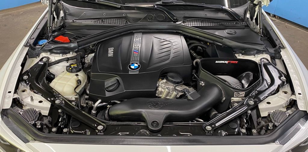 Used 2018 BMW M2 image 40