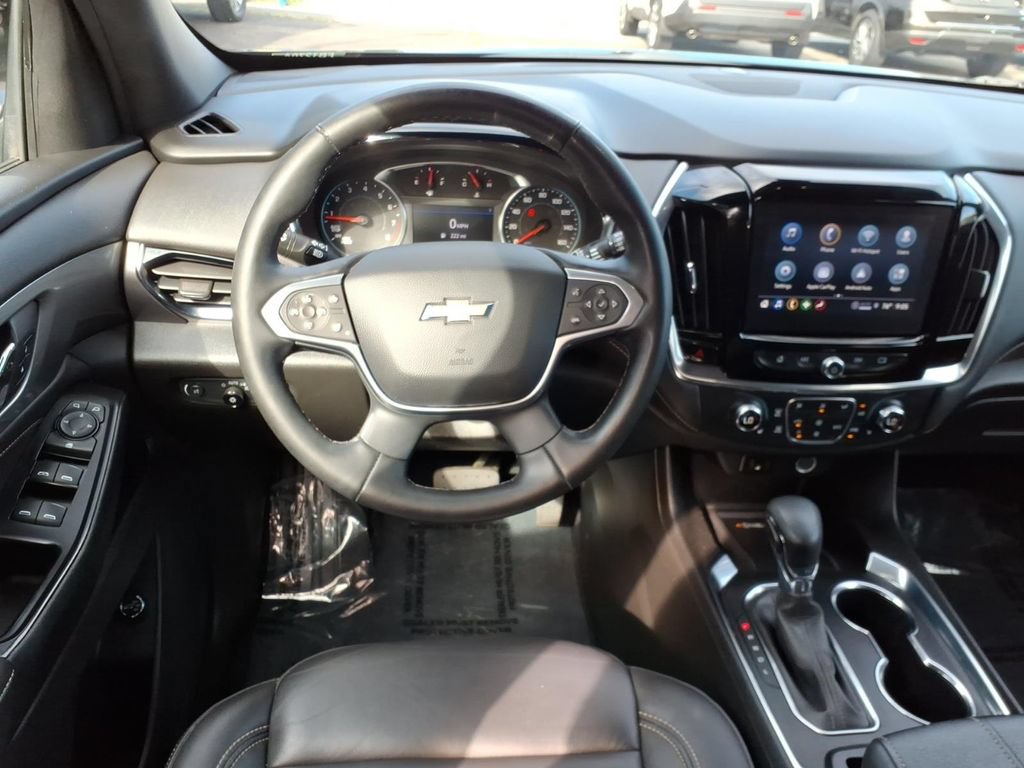 Used 2023 Chevrolet Traverse LT AWD/4WD image 16