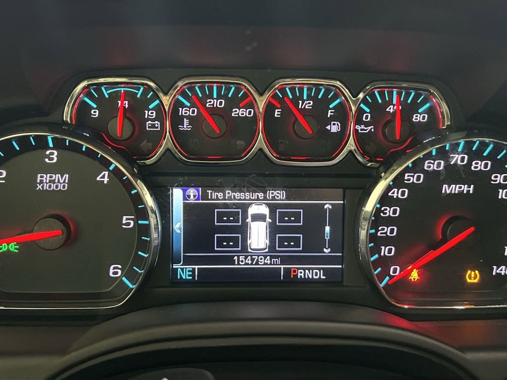 Used 2019 Chevrolet Suburban LT image 17