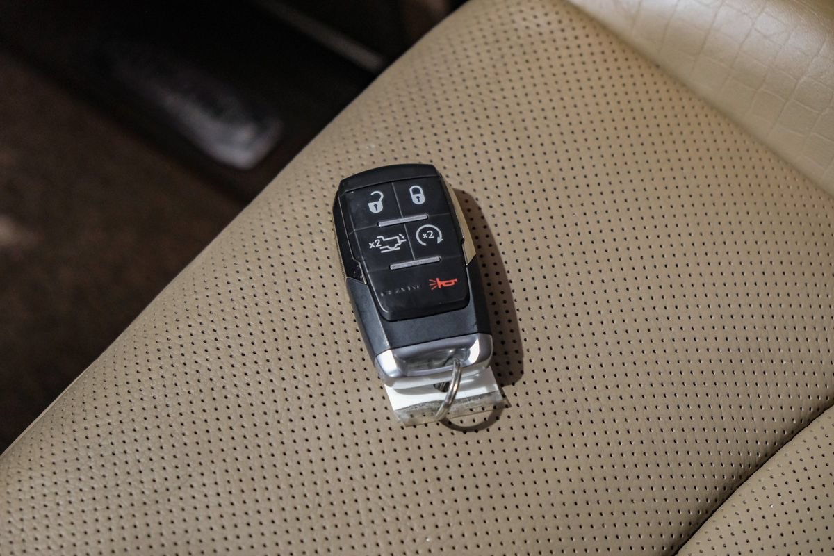 Used 2022 RAM 3500 Limited AWD/4WD image 72