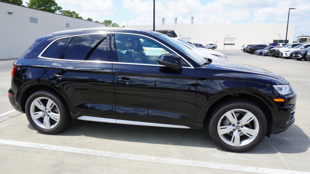 Used 2018 Audi Q5 2.0T Premium Plus w/ Premium Plus Package AWD/4WD image 4