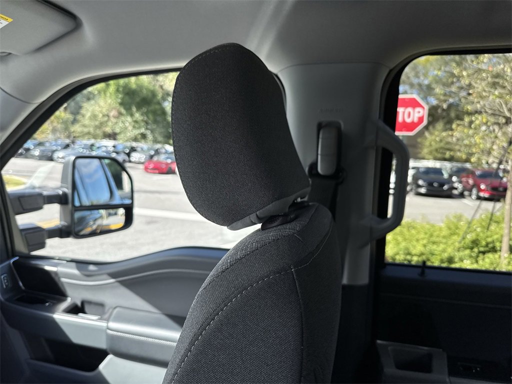 Used 2022 Ford F150 XLT w/ Equipment Group 302A High image 17