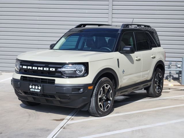 Used 2024 Ford Bronco Sport Outer Banks AWD/4WD image 3