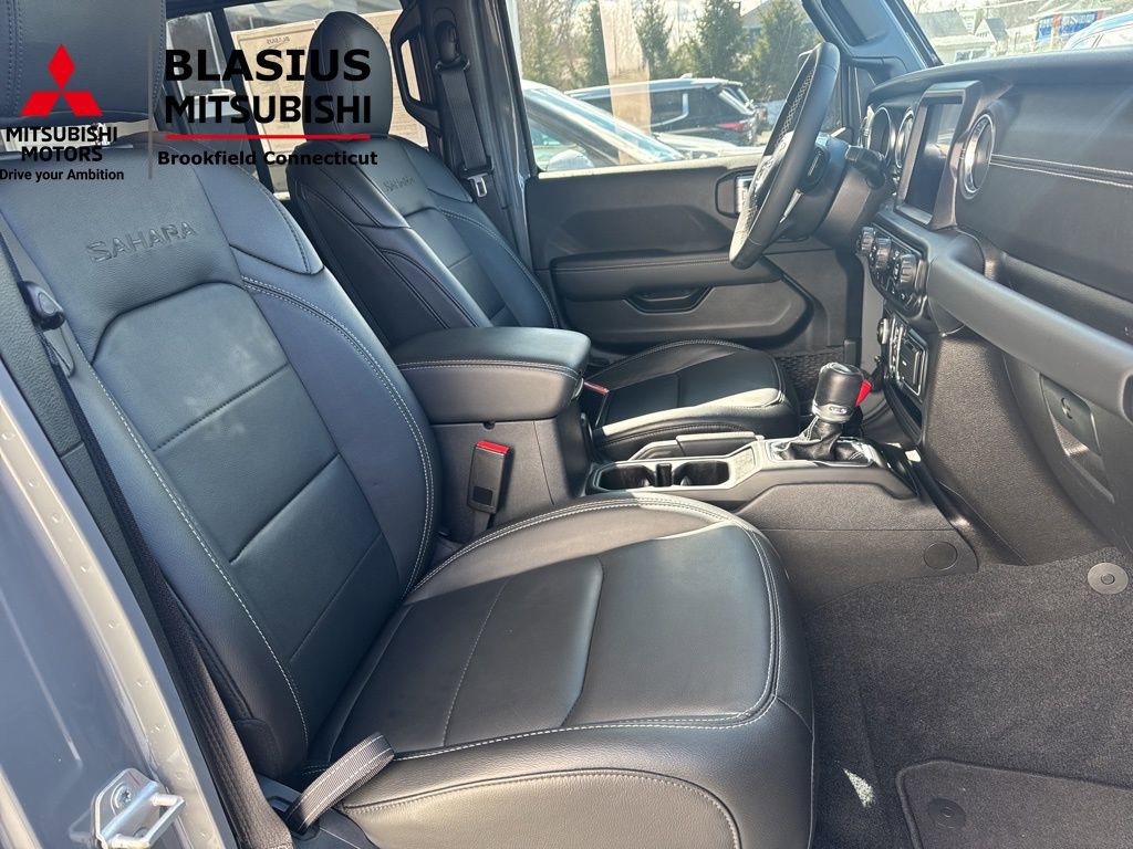 Used 2023 Jeep Wrangler Unlimited Sahara image 45