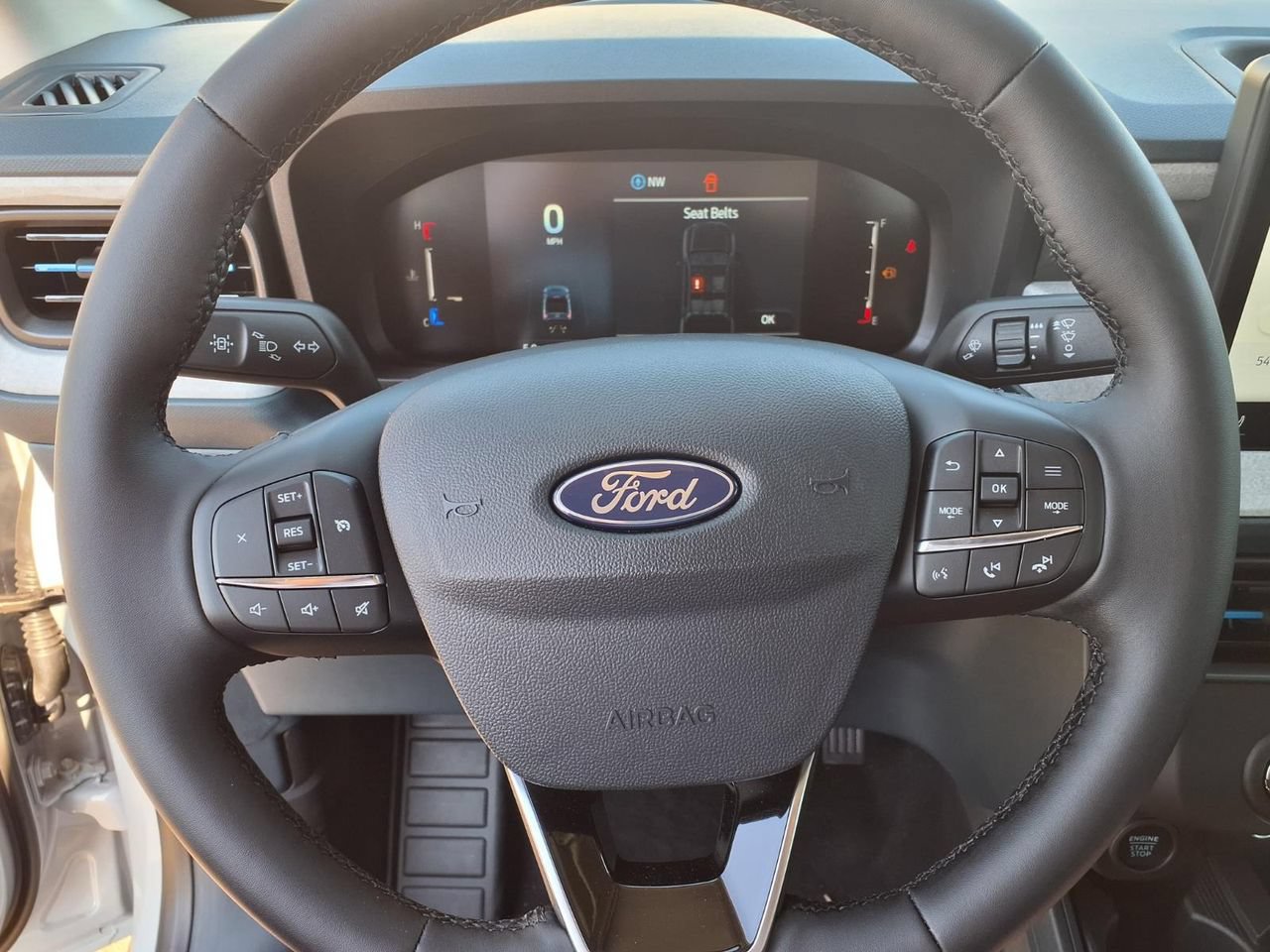 New 2026 Ford Maverick XLT w/ XLT Luxury Package FWD image 16
