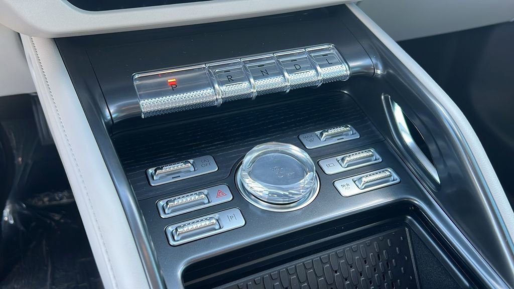New 2026 Lincoln Nautilus Reserve AWD/4WD image 17