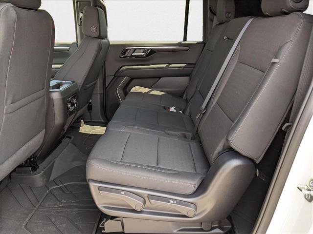 New 2025 Chevrolet Suburban LS image 15