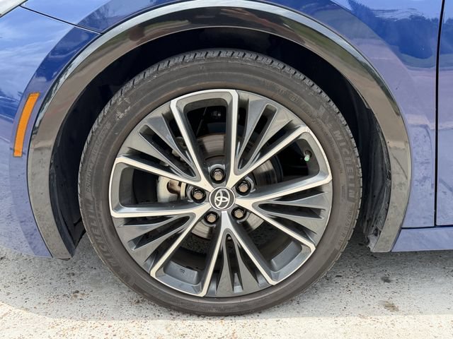 Used 2024 Toyota Prius XLE FWD image 7