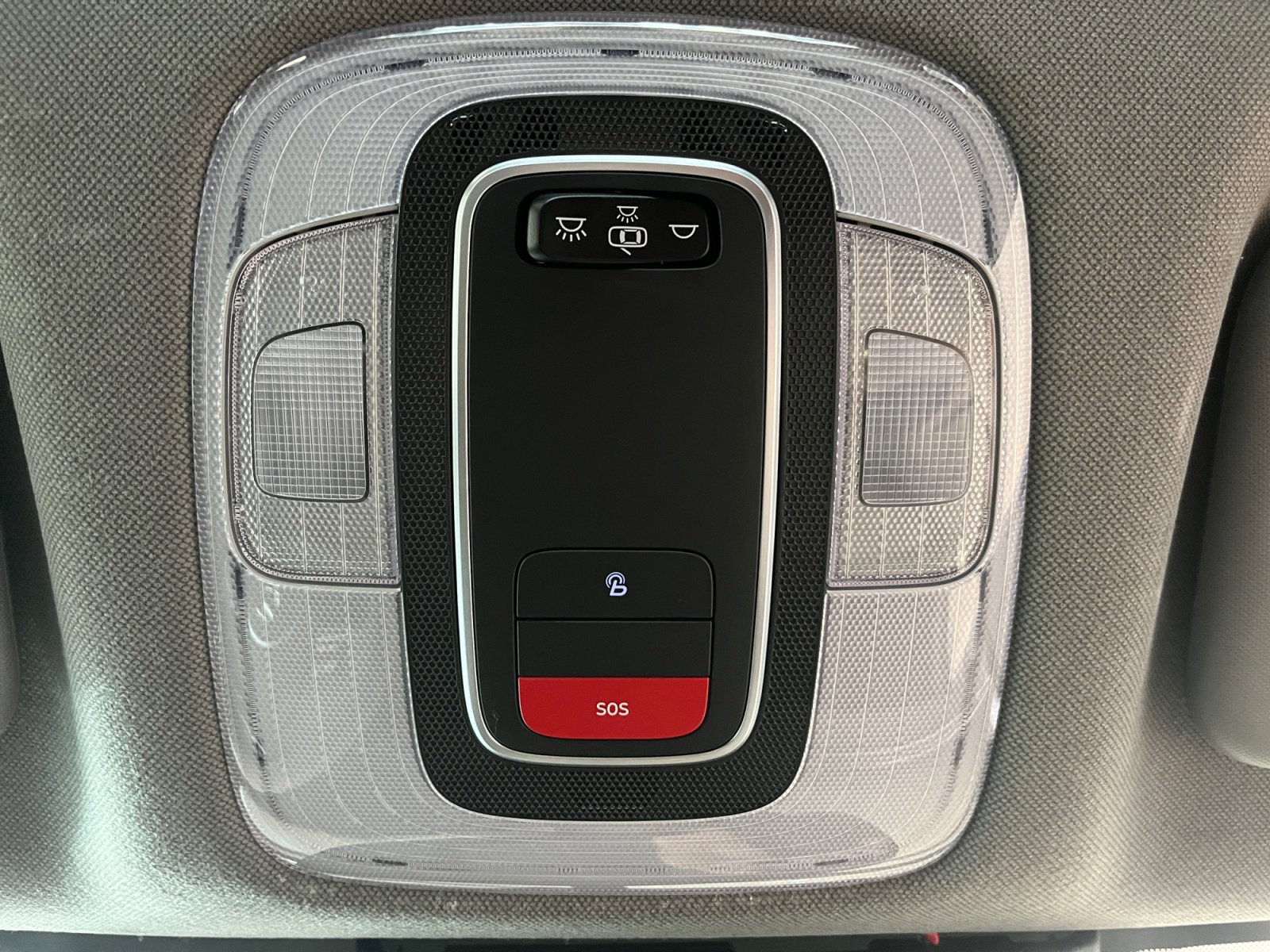 Used 2023 Hyundai Elantra SEL image 18