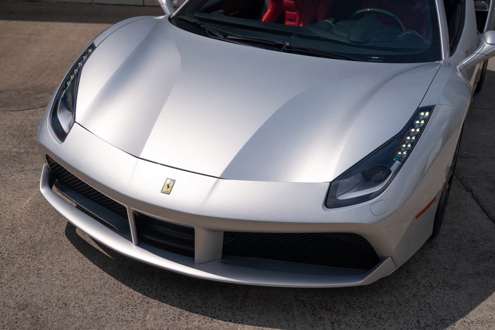 Used 2017 Ferrari 488 Spider RWD image 10