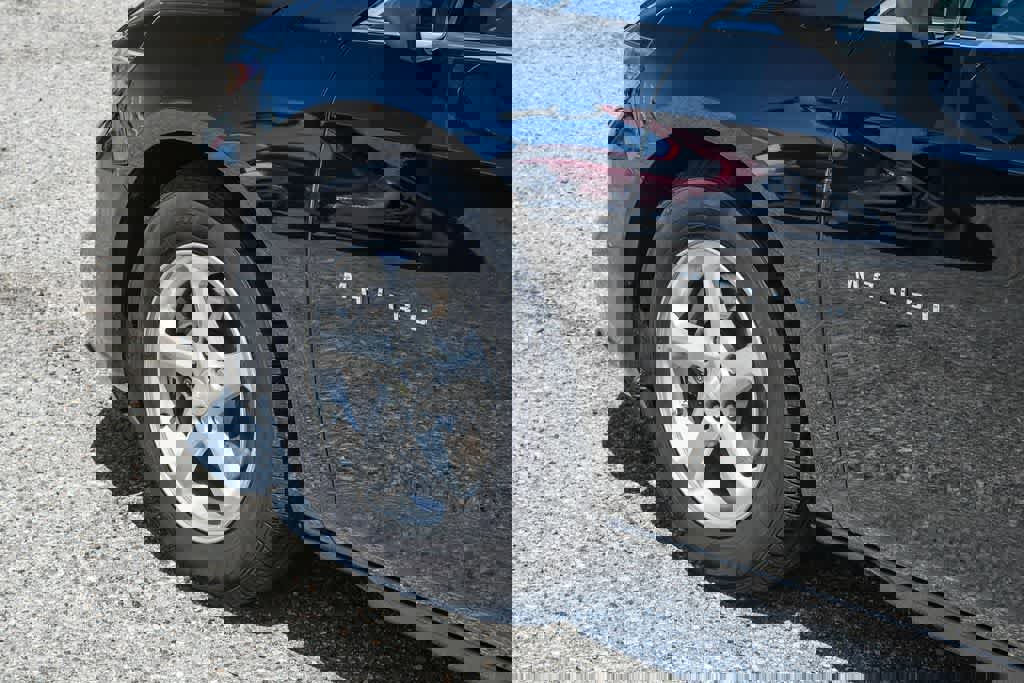 Used 2018 Chevrolet Malibu LS FWD image 10