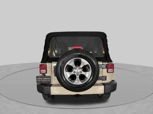 Used 2017 Jeep Wrangler Unlimited Sahara w/ Max Tow Package AWD/4WD image 6