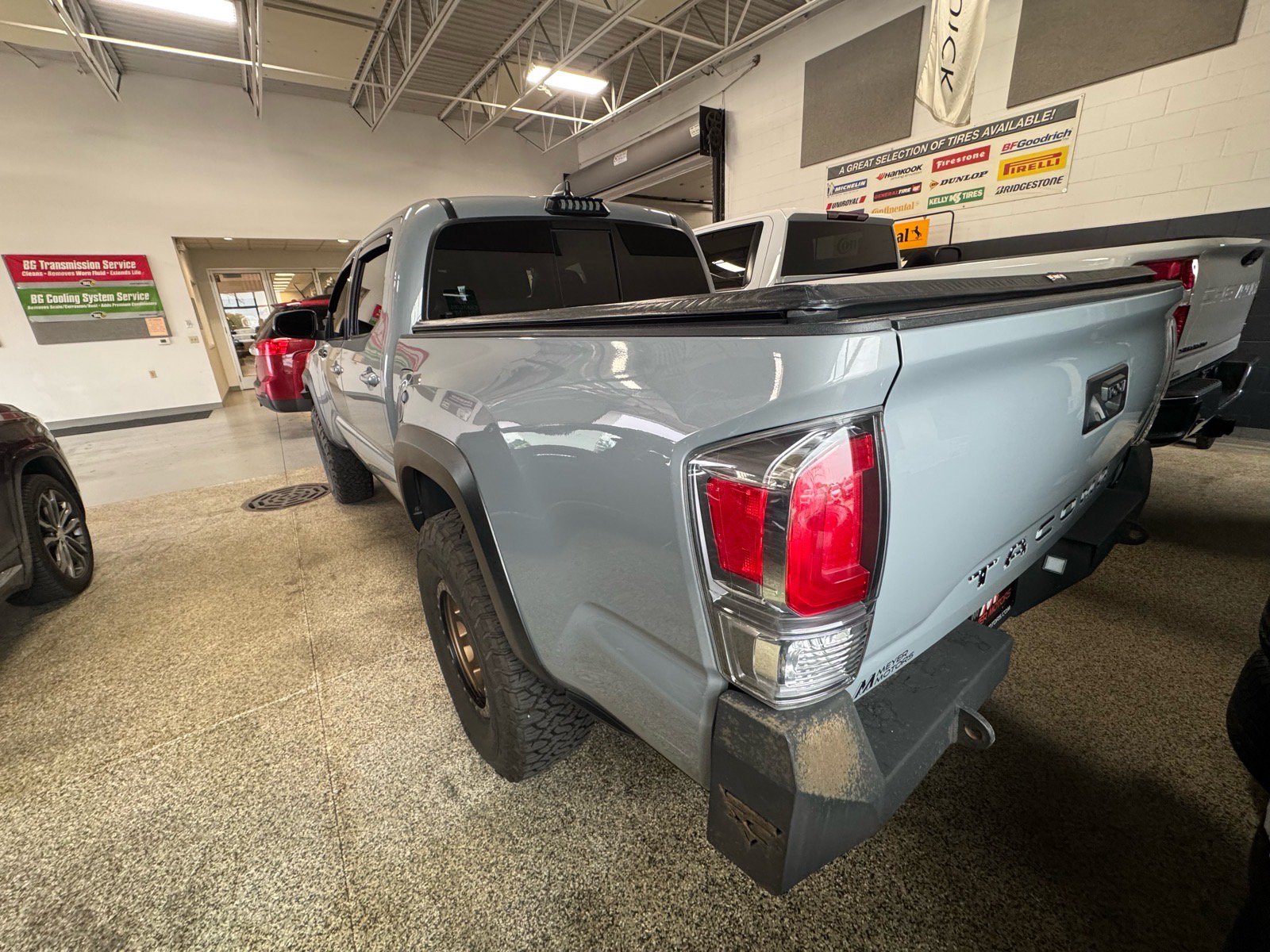 Used 2021 Toyota Tacoma TRD Sport AWD/4WD image 7