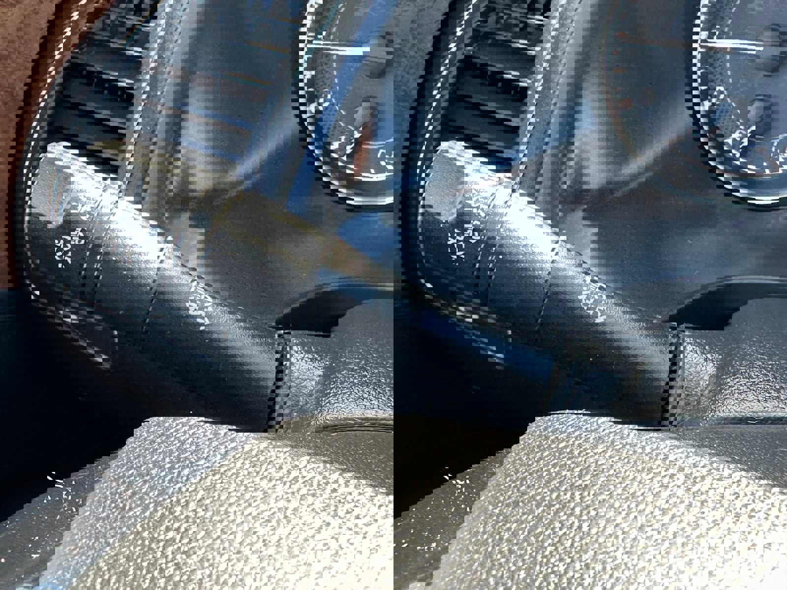 Used 2021 Nissan Armada SL w/ Captain's Chairs Package image 40