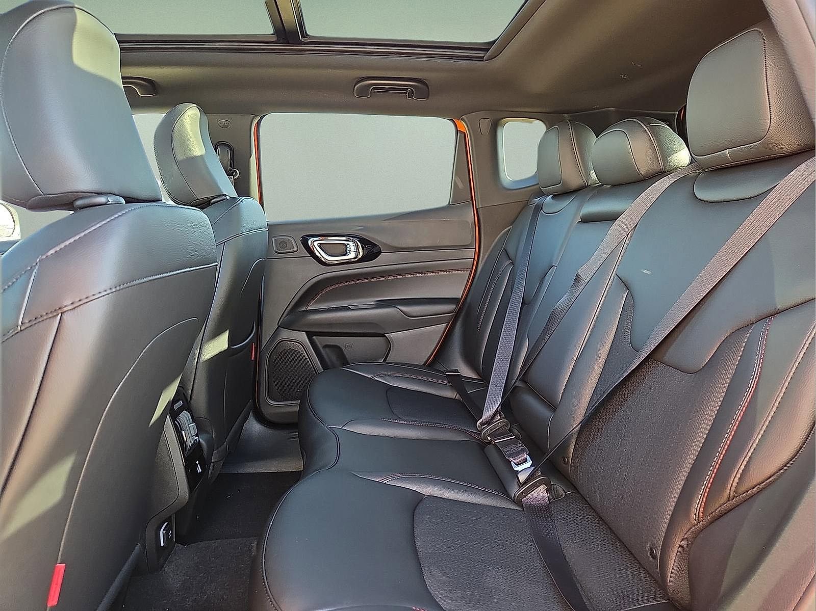 New 2026 Jeep Compass Trailhawk image 10