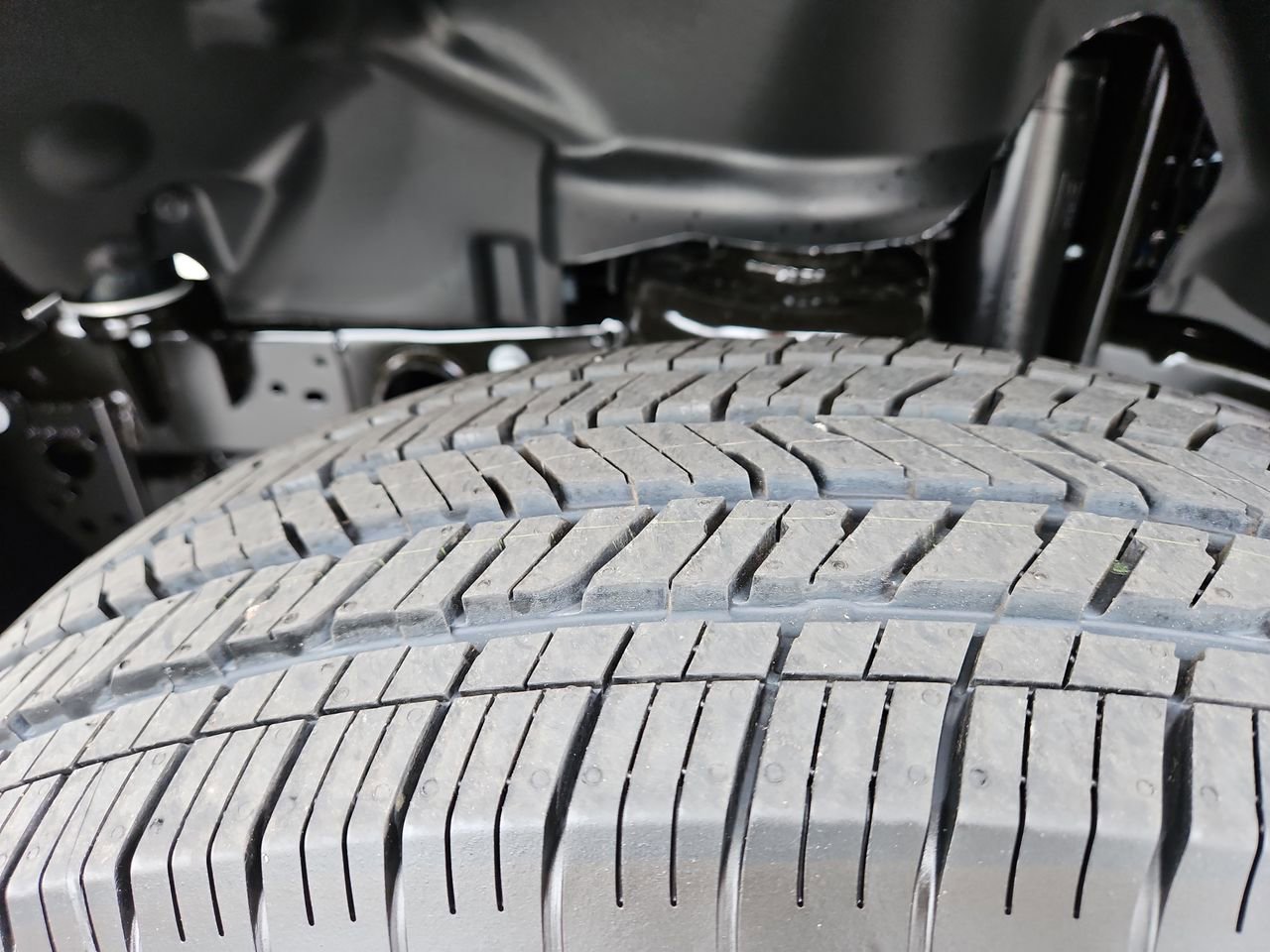 New 2025 Jeep Gladiator Sport image 11